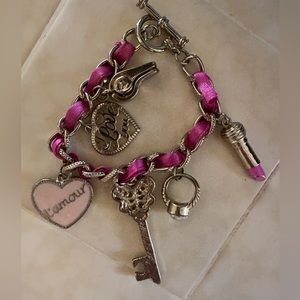 Charm bracelet